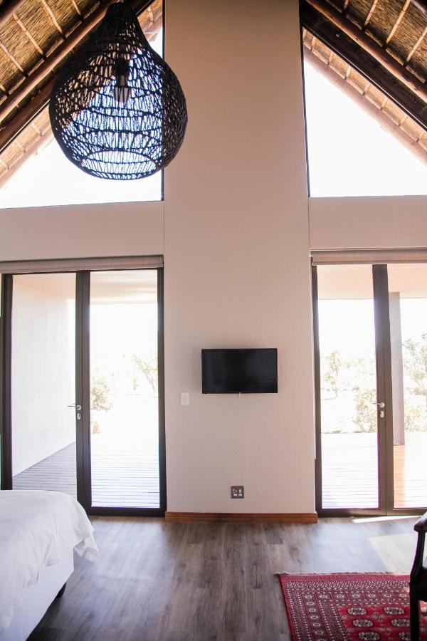 Kuwisa Lodge Bela-Bela Bagian luar foto